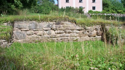 200907221531-100_0171_RisabergaClosterRuins.jpg