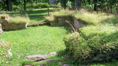 200907221532-100_0172_RisabergaClosterRuins2.jpg