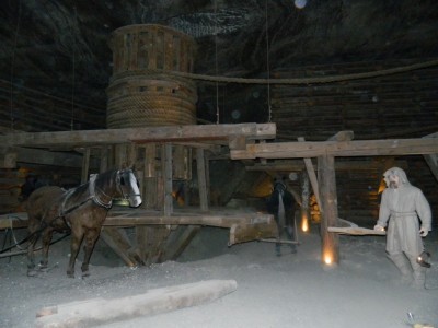 201205211257-Wieliczka_Salt_Mine-DSCN0106.jpg