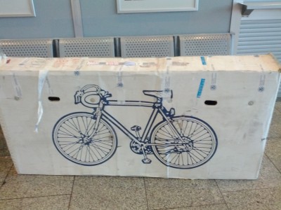 201205220000_Krakow_My_Bike_Arrives-192034.jpg