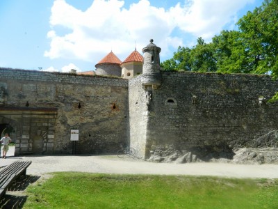 201205221359-Pieskowa_Skala-DSCN0182.jpg