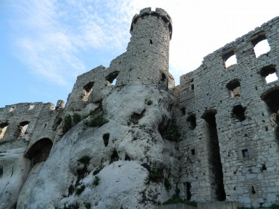 201205230849-Ogrodzieniec_Castle-DSCN0289.jpg