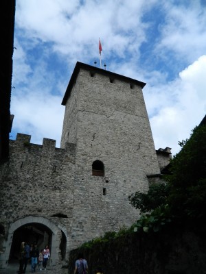 201508171344-00039-DSCN2314-Chillon.jpg