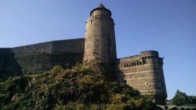 201509091023-01562-IMG-Fougeres.jpg