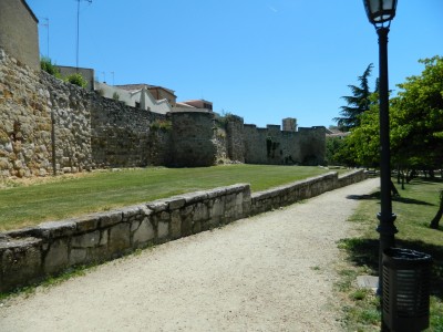 201606081458-00086-DSCN4391_Castle_Zamora.jpg