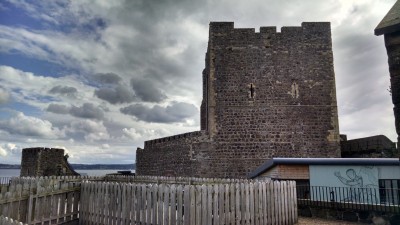 201708151642-00606-HDR_Carrickfergus_Castle.jpg