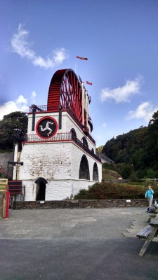 201708181108-00688-HDR_Laxey_Wheel.jpg