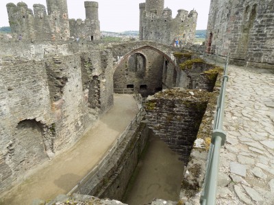 201708221419-00224-DSCN5127_Conwy_Castle.jpg