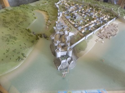 201708221438-00233-DSCN5136_Conwy_Castle_Model.jpg