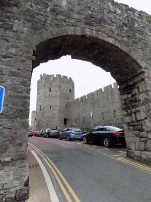 201708240913-00300-DSCN5203_Caernarfon_Castle.jpg