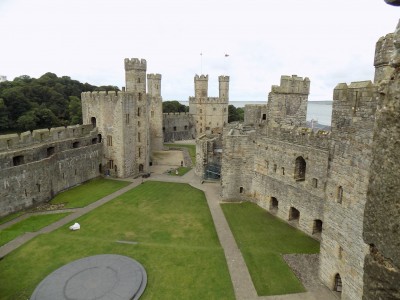 201708240946-00317-DSCN5220_Caernarfon_Castle.jpg