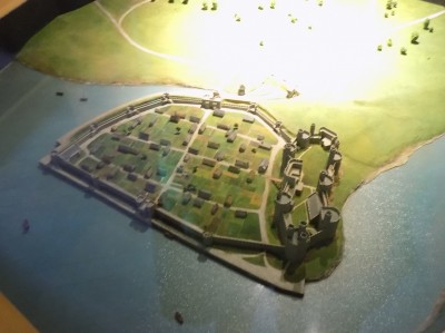 201708241034-00329-DSCN5232_Caernarfon_Castle_Model.jpg