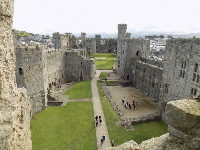 201708241036-00331-DSCN5234_Caernarfon_Castle.jpg