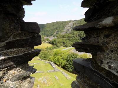 201708241229-00343-DSCN5246_Dolbadarn_Castle.jpg