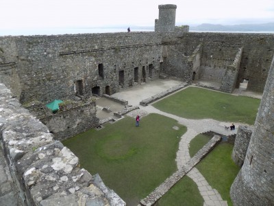 201708251037-00378-DSCN5281_Harlech_Castle.jpg