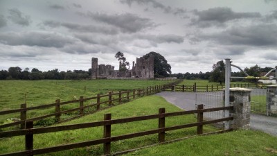 201709021514-00998-HDR_Bective_Abbey.jpg