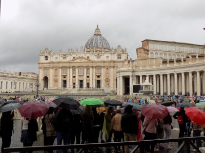 201905181020-00191-DSCN6957_Rome_St_Peters.jpg