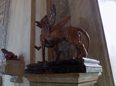 201905201000-00327-DSCN7094_Vatican_Museum.jpg