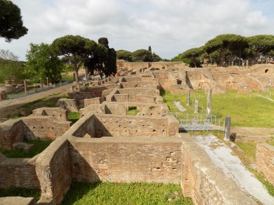 201905210941-00423-DSCN7190_Ostia_Antica.jpg