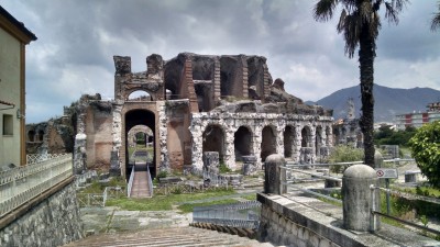 201905231244-00817-HDR_Capua_amphitheater.jpg